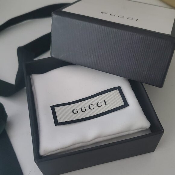 GUCCI INTERLOCKING EARRINGS IN SILVER - Picture 2 of 5